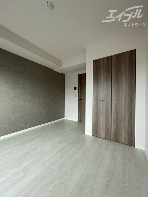 ゆったりとしたお部屋です。 ワールドアイ大阪城EASTⅢ