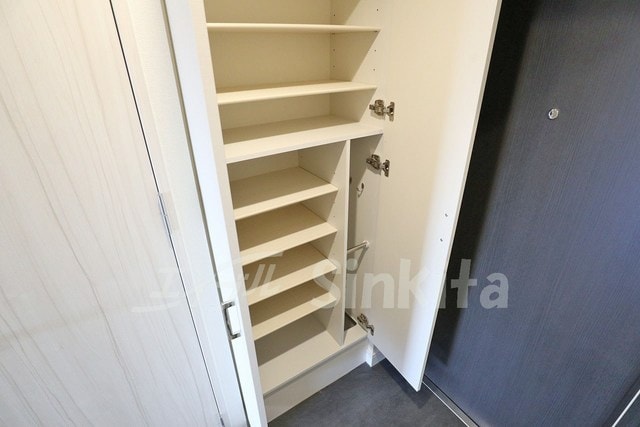  プレサンス東三国エンブレイス