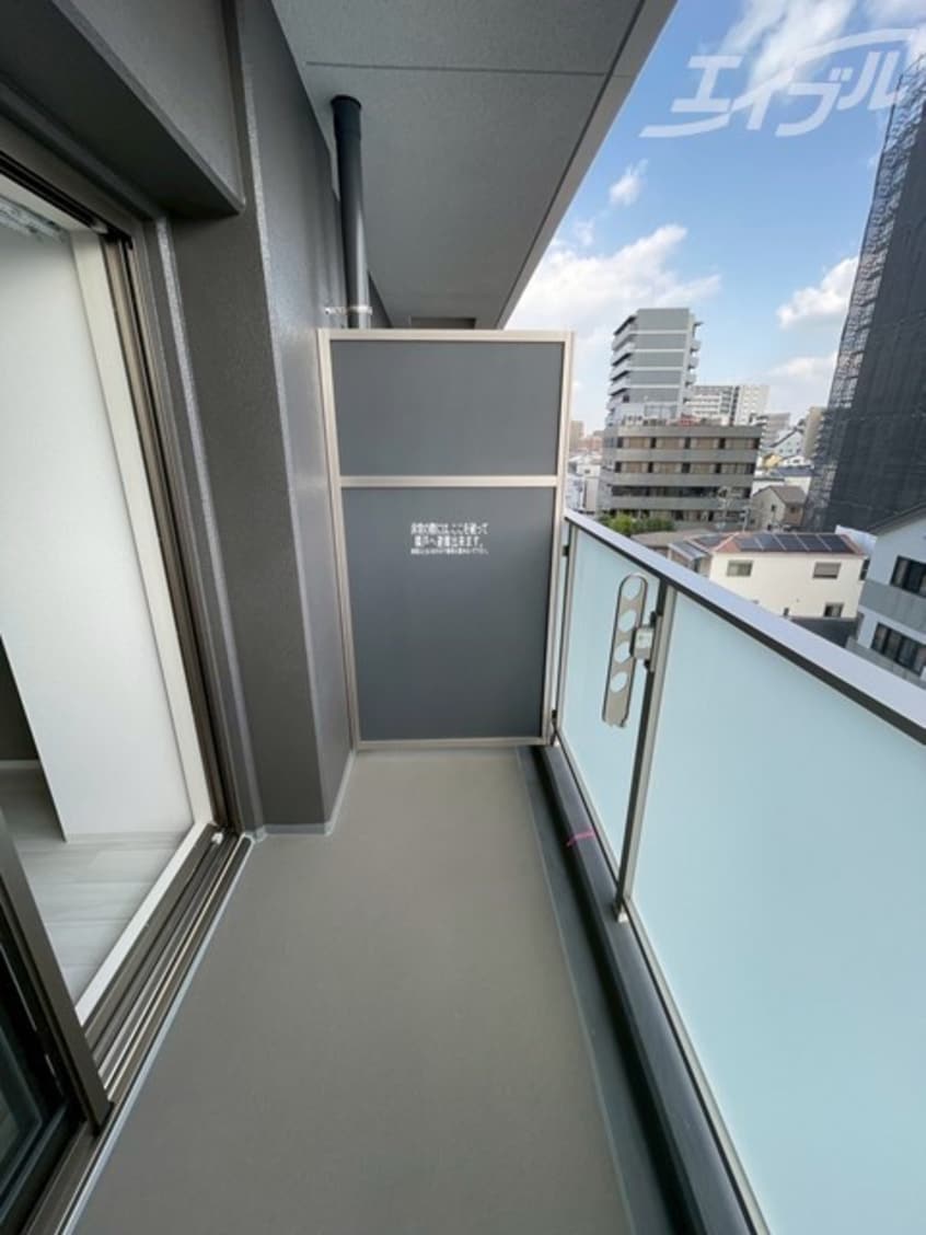 奥行きのあるワイドバルコニー設計！ スワンズシティ大阪クレアスト