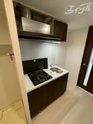 建具は木目調のオシャレなデザインです！ スワンズシティ大阪クレアスト