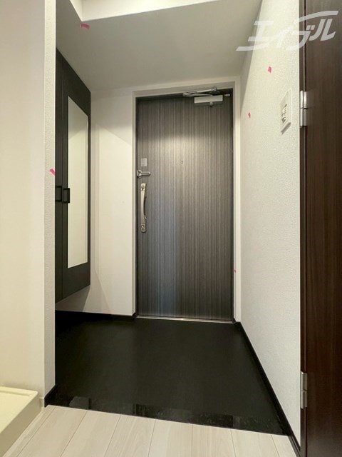 奥行のあるゆったりとした玄関です！ スワンズシティ大阪クレアスト