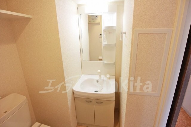  フレンシアノイエ東三国