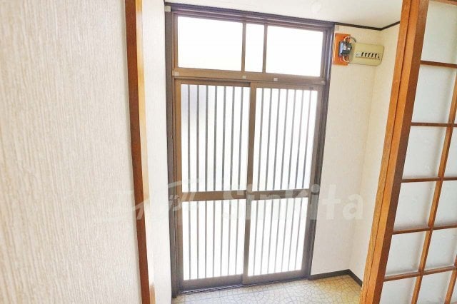  西三国3丁目貸家