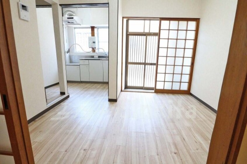  西三国3丁目貸家