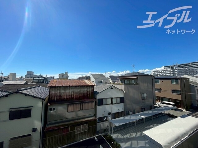  アドバンス大阪ビヤン