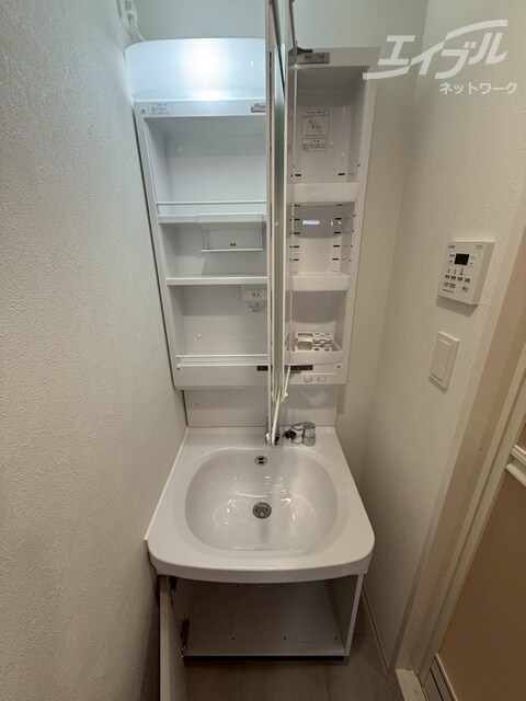  アドバンス大阪ビヤン