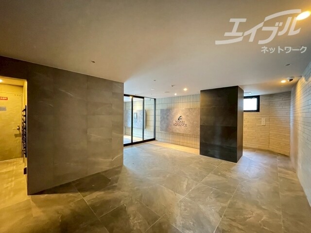  アドバンス大阪ビヤン