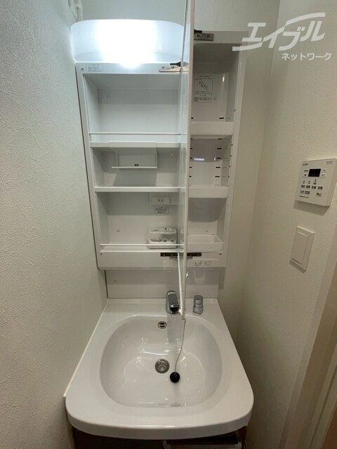  アドバンス大阪ビヤン