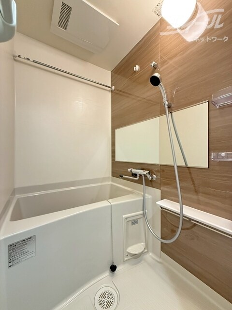  アドバンス大阪ビヤン