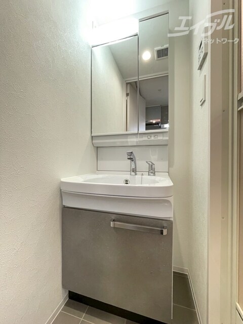  アドバンス大阪ビヤン