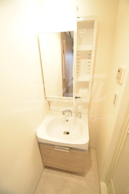  プレサンス西中島南方セレスト