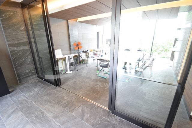 ロビー プレサンス西中島南方セレスト