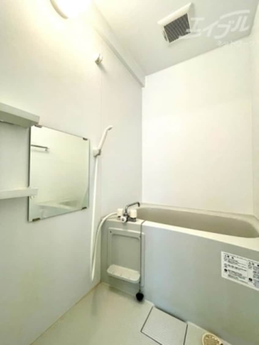  エレガンテセブンワン