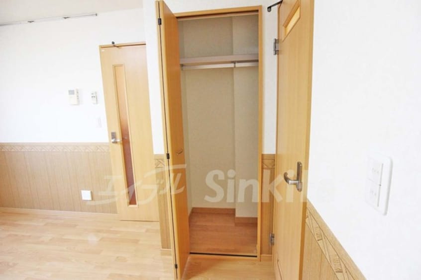  ネイクレスト三国本町