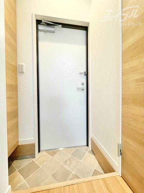  グランエクラ加島II