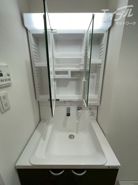  アート神崎川駅前