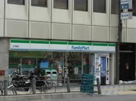 ファミリーマート北浜東店