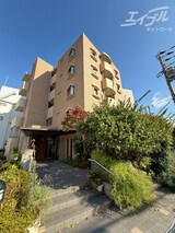 メゾンラリーブ