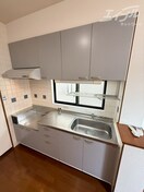  メゾンラリーブ