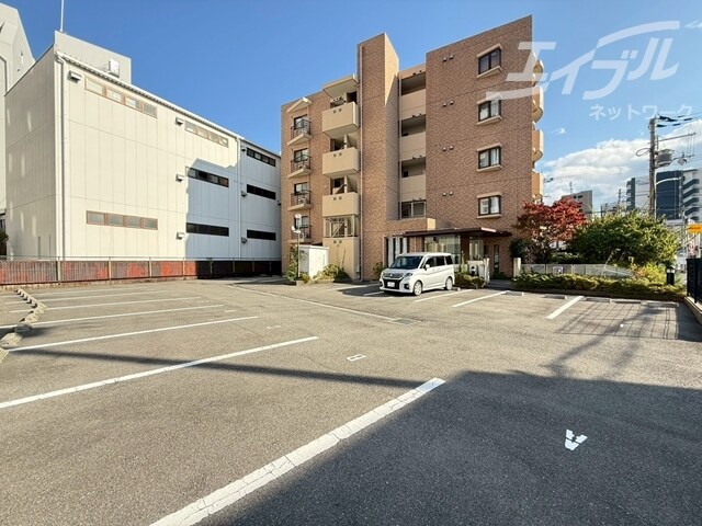  メゾンラリーブ