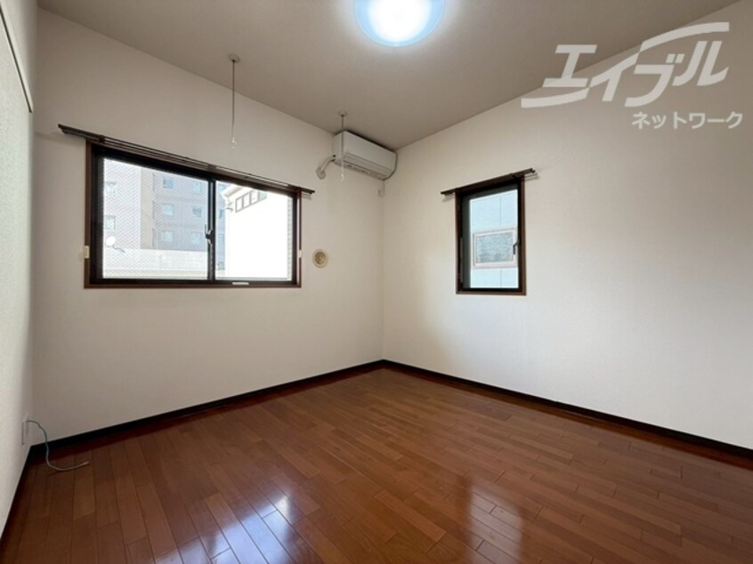  メゾンラリーブ