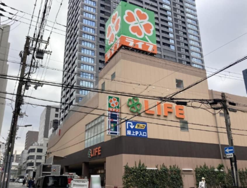 ライフ堺筋本町店(スーパー)まで276m※ライフ堺筋本町店 パークス堺筋本町
