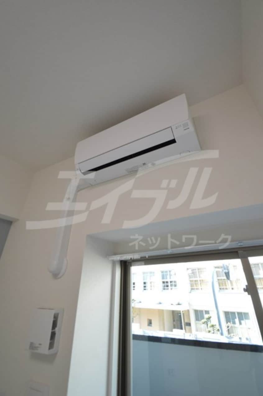  プレサンスOSAKA西中島リエゾン