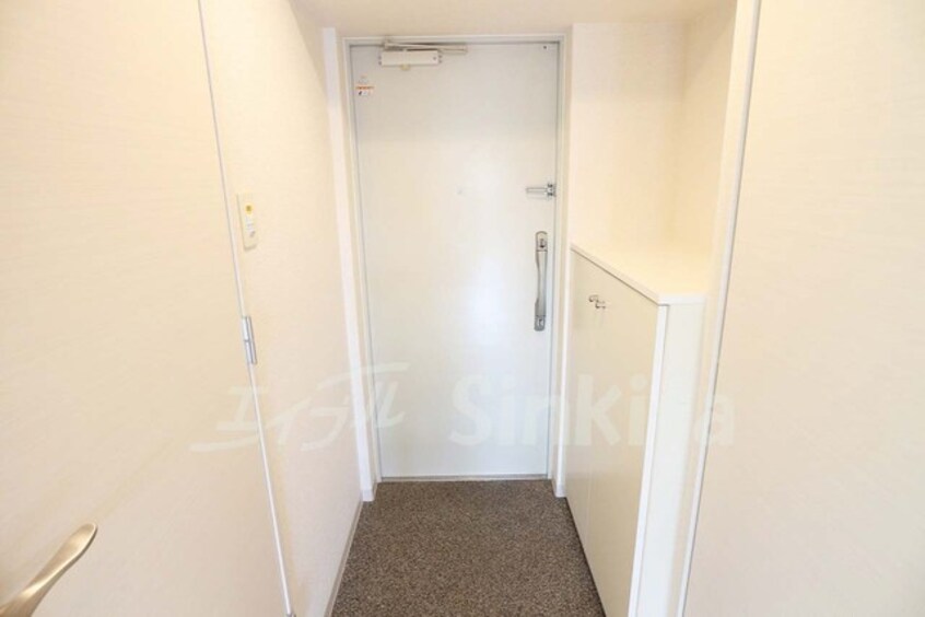  ウィスタリア三国