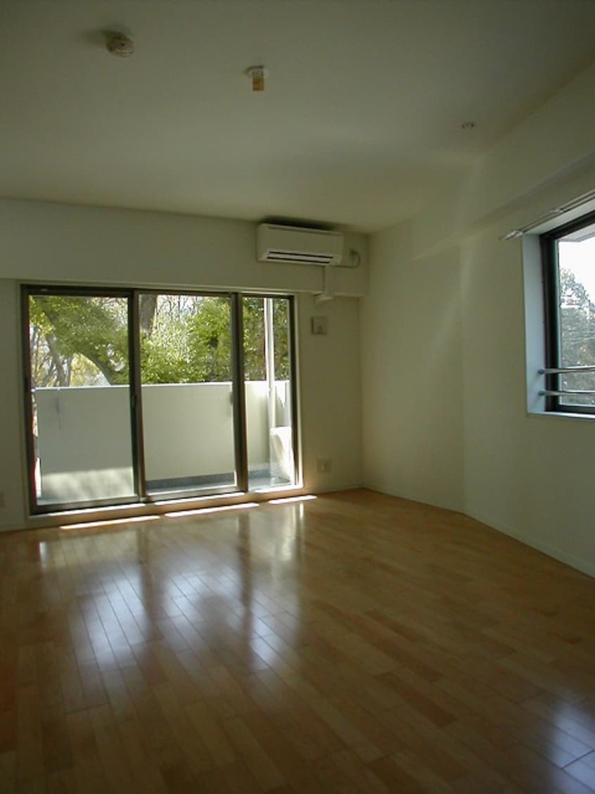  レジュールアッシュ福島