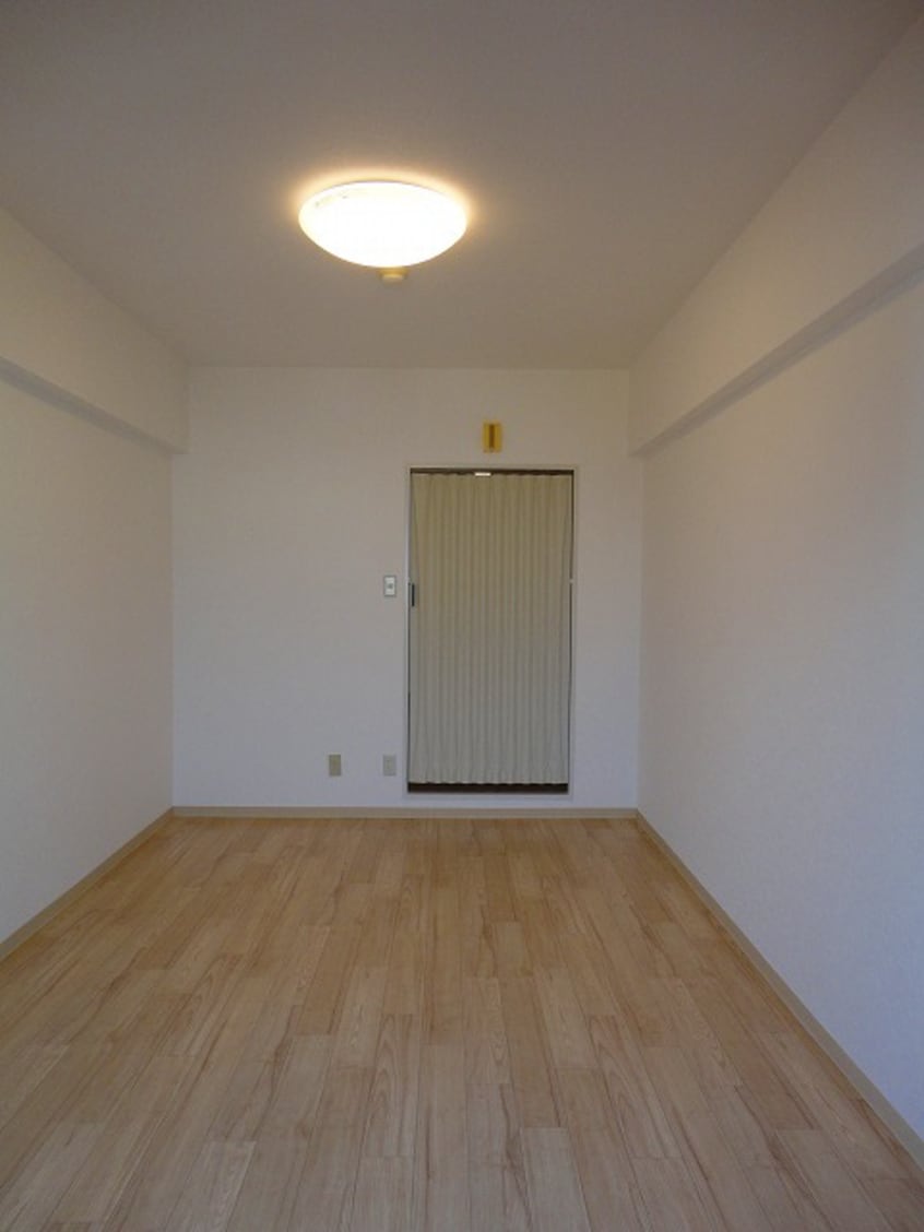  クリスタルコート６６