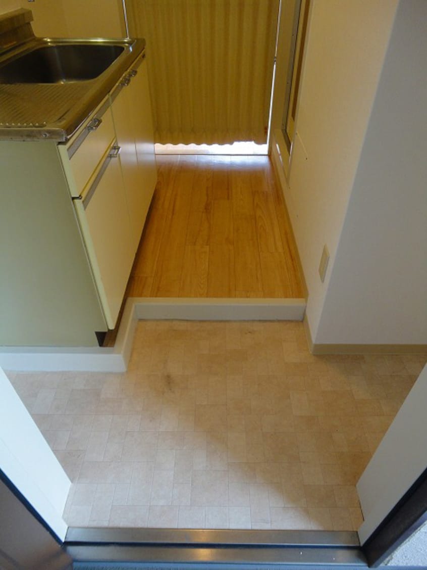  クリスタルコート６６