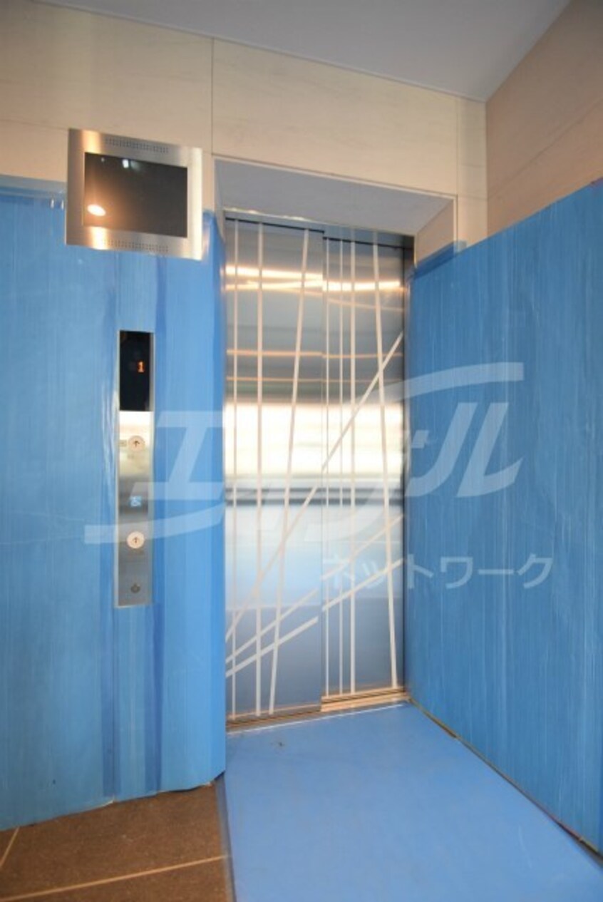  ポルト・ボヌール梅田WEST