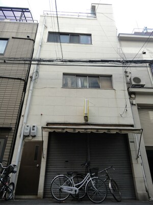 岡安ビル