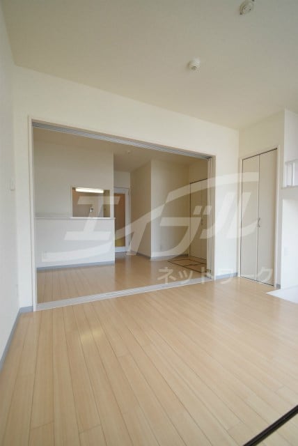  NORTH VILLAGE参番館