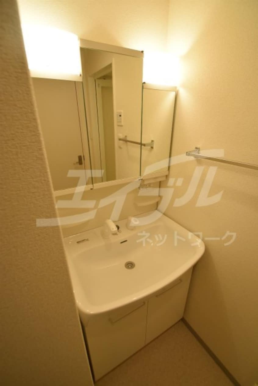  NORTH VILLAGE参番館