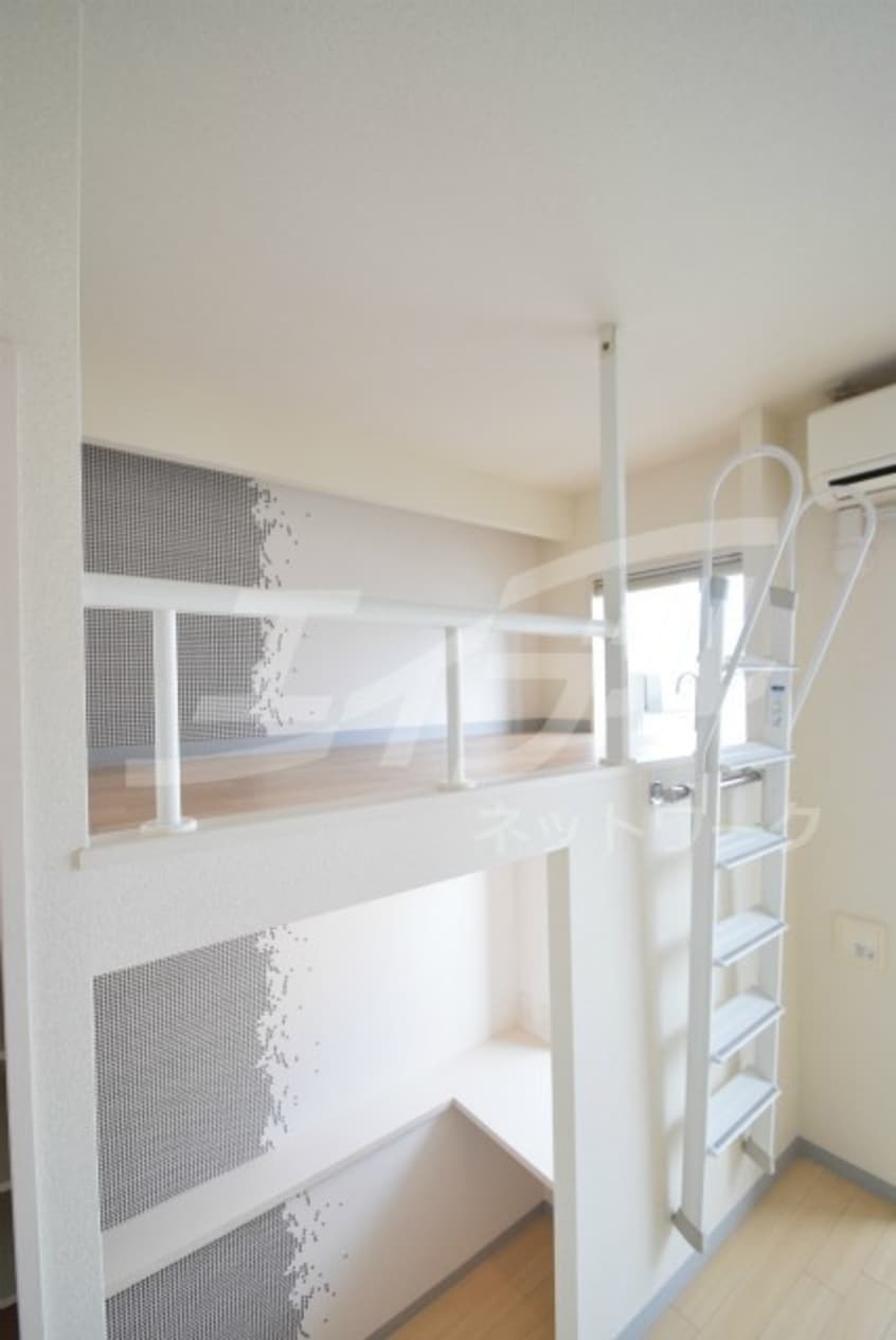  NORTH VILLAGE参番館