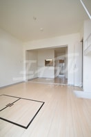  NORTH VILLAGE参番館