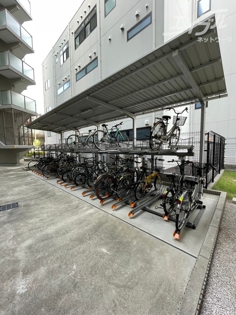 駐輪場ございます エスリード梅田グランノース