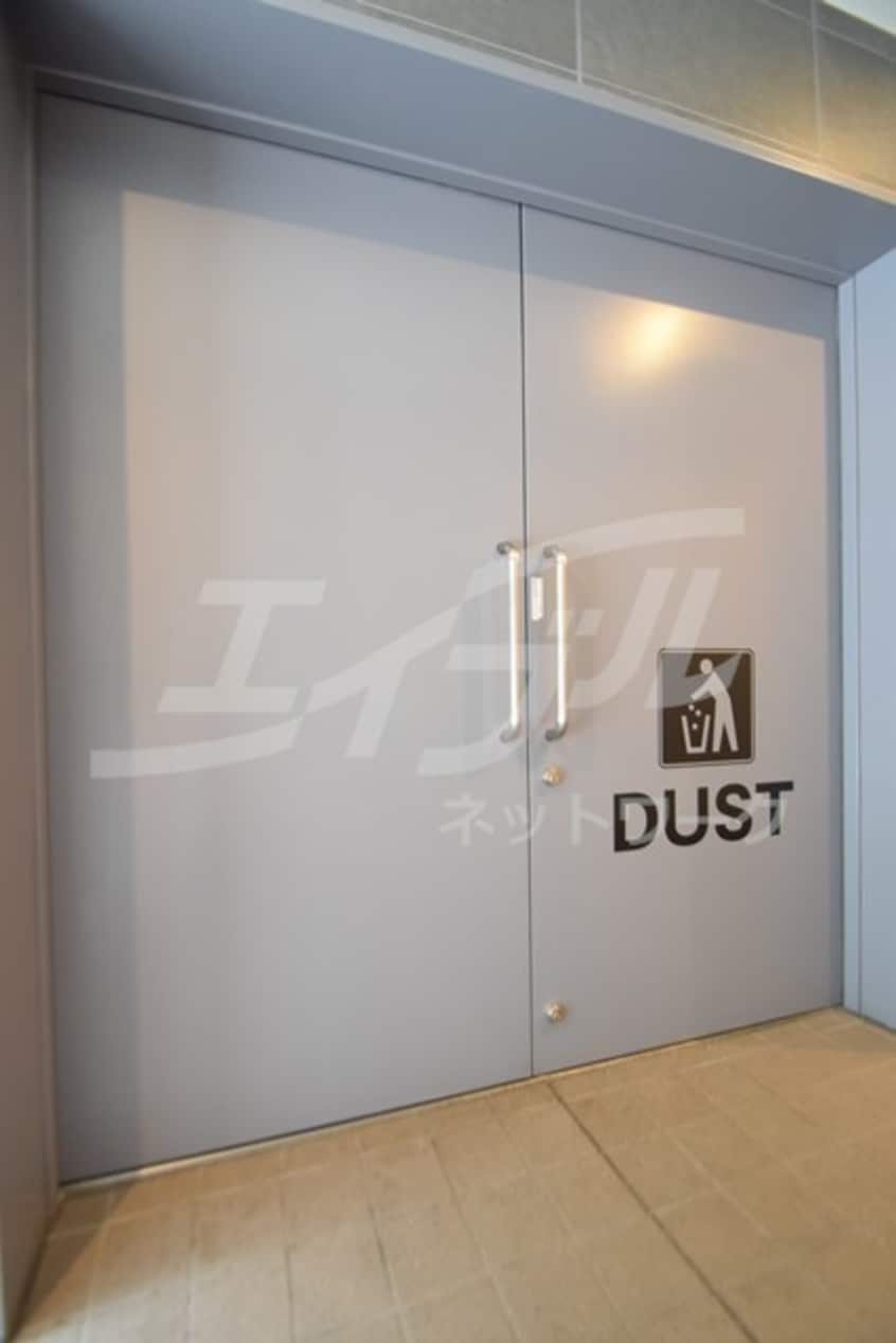  セレニテ梅田ルフレ