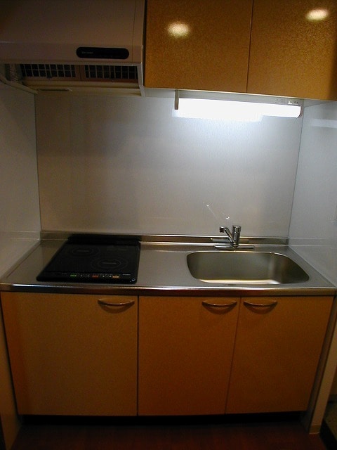  ウィスタリア京橋