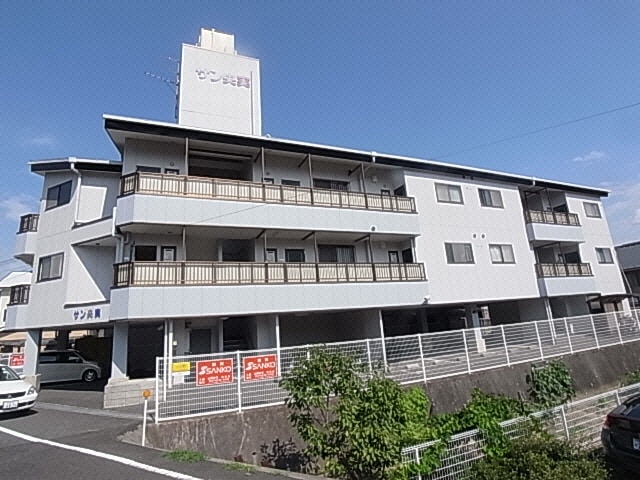  近鉄御所線/近鉄新庄駅 徒歩3分 3階 築30年