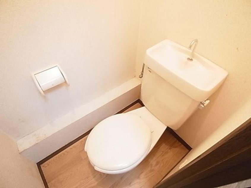  近鉄南大阪線/高田市駅 徒歩15分 1階 築32年