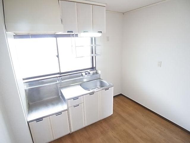  近鉄南大阪線/高田市駅 徒歩15分 1階 築32年