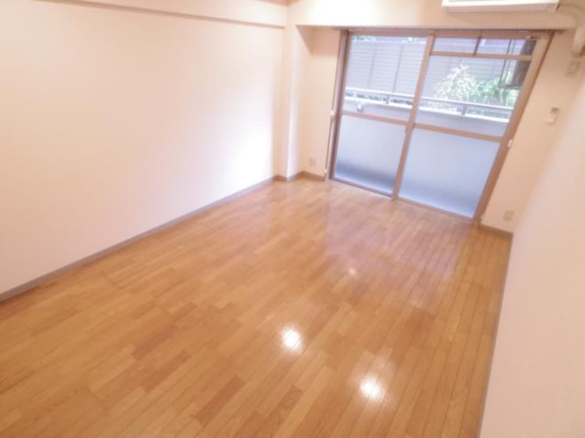  近鉄南大阪線/高田市駅 徒歩4分 1階 築27年