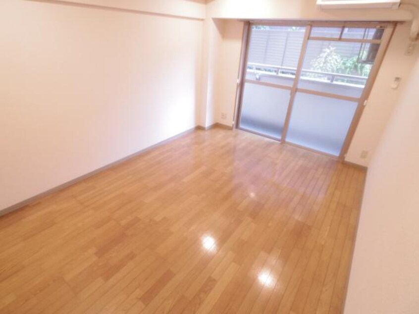  近鉄南大阪線/高田市駅 徒歩4分 1階 築27年