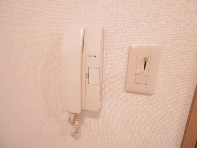 近鉄南大阪線/高田市駅 徒歩4分 1階 築27年