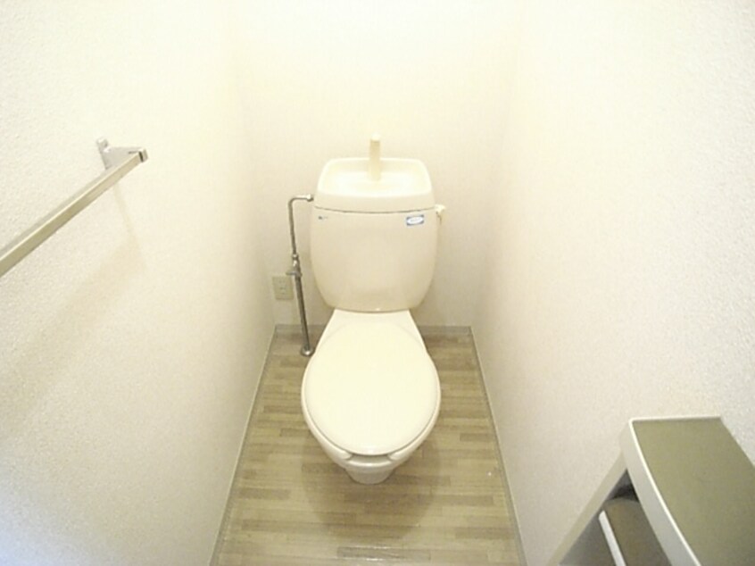  近鉄南大阪線/高田市駅 徒歩12分 1階 築28年