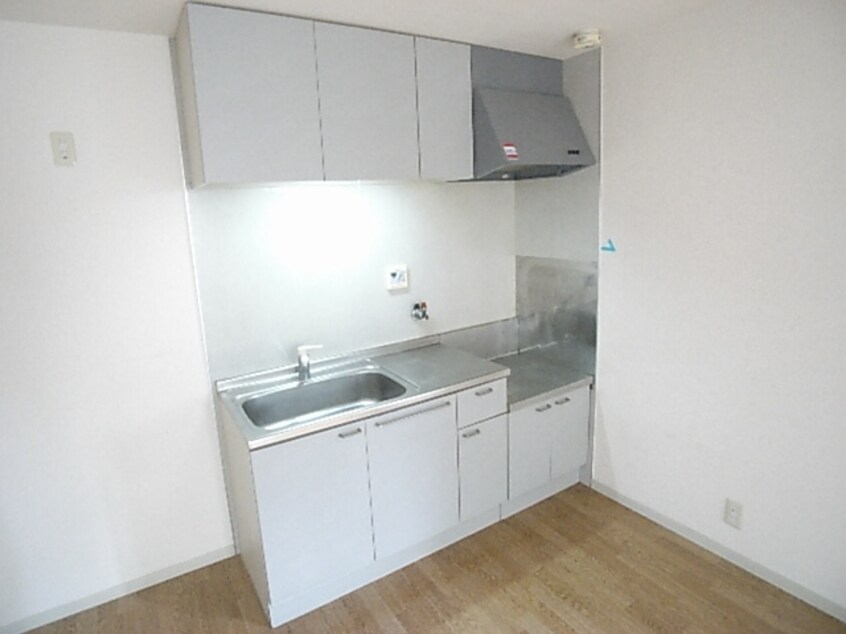  近鉄南大阪線/高田市駅 徒歩12分 1階 築28年