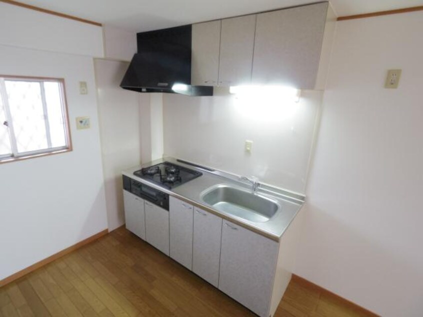  近鉄南大阪線/尺土駅 徒歩6分 1階 築38年