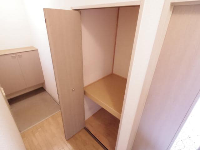  近鉄御所線/近鉄新庄駅 徒歩10分 2階 築25年